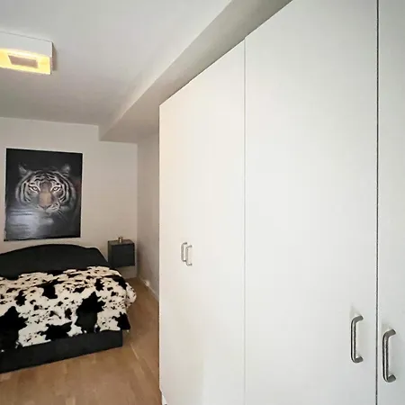 公寓 4 Person In Frekhaug