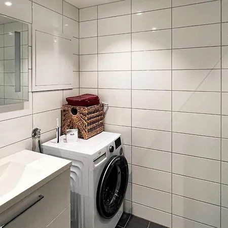 4 Person In Frekhaug